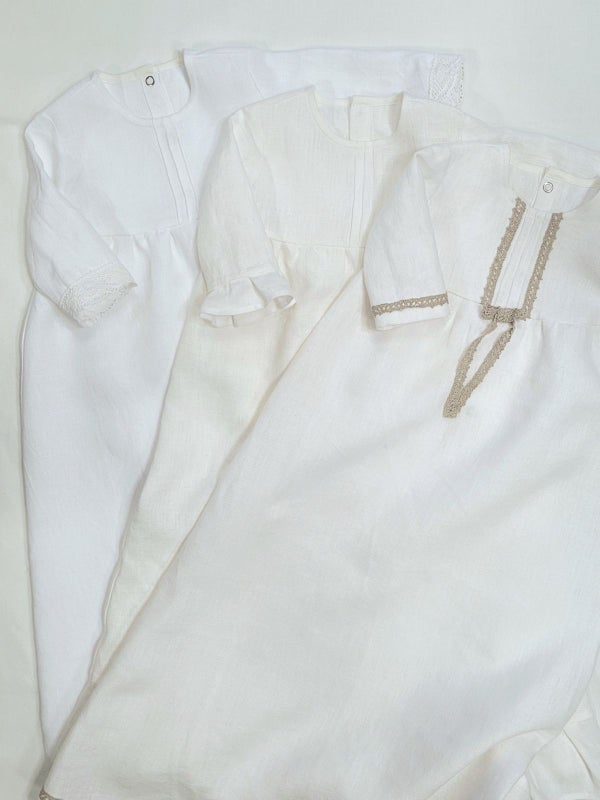 Kolme eris&auml;vyist&auml; kastemekkoa.